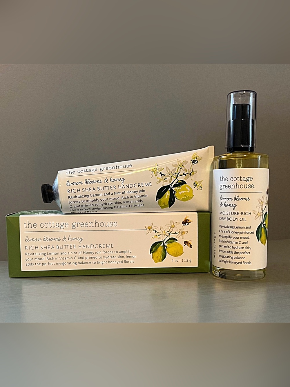 The Cottage Greenhouse Lemon Blooms Honey Margot Elena Body Oil Spray Handcreme
